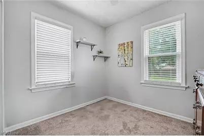 466 Brewer Avenue, Akron, OH 44305 - Photo 29