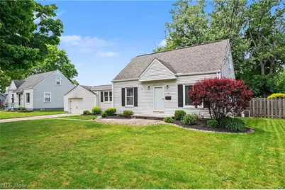 466 Brewer Avenue, Akron, OH 44305 - Photo 3