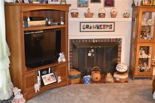 132 N Sugar St, St Clairsville, OH 43950 - Photo 3