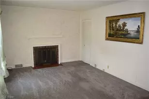 132 N Sugar St, St Clairsville, OH 43950 - Photo 5