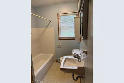 132 N Sugar Street, St Clairsville, OH 43950 - Photo 25