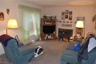 132 N Sugar St, St Clairsville, OH 43950 - Photo 5