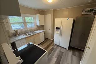 727 Wooster Road North, Barberton, OH 44203 - Photo 37