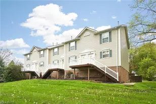 939 Magnolia Ave, Cuyahoga Falls, OH 44221 - Photo 1