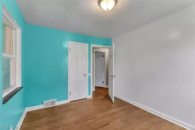 1227 Manor Avenue SW, Canton, OH 44710 - Photo 17
