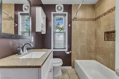 1227 Manor Avenue SW, Canton, OH 44710 - Photo 11