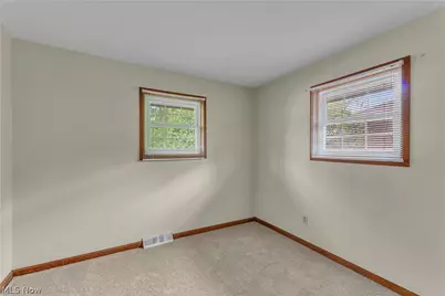 316 Thelma Drive, Sheffield Lake, OH 44054 - Photo 23