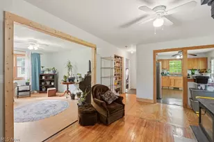 7429 Chagrin Rd, Chagrin Falls, OH 44023 - Photo 23