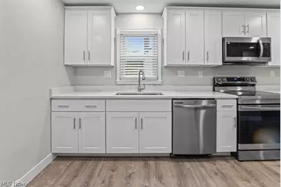1232 Swearingen Road, Weirton, WV 26062 - Photo 5
