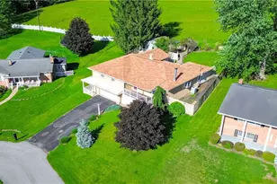 761 Della Dr, Bloomingdale, OH 43910 - Photo 3