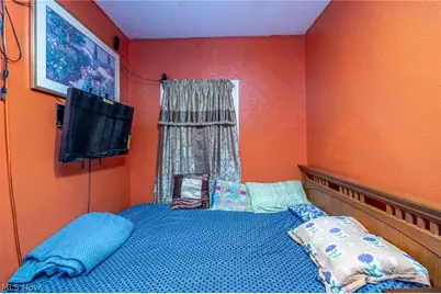3201 W 54th Street, Loveland, OH 44102 - Photo 3