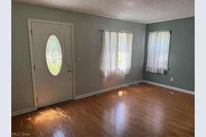 8233 Edgewood Road, Mentor, OH 44060 - Photo 7