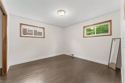 1307 23rd Street NE, Canton, OH 44714 - Photo 17