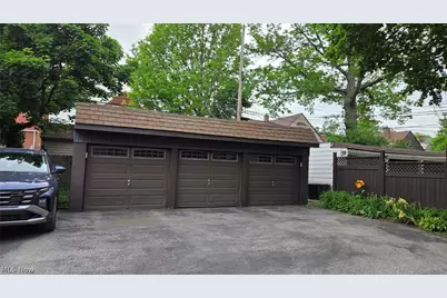 3646 Lynnfield Road, Huber Heights, OH 44122 - Photo 25