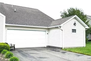 12 Cambridge Glen, Columbiana, OH 44408 - Photo 3