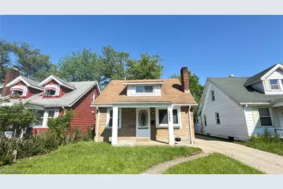 5462 Grasmere Avenue, Maple Heights, OH 44137 - Photo 1