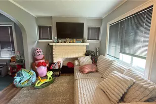 5462 Grasmere Ave, Maple Heights, OH 44137 - Photo 3