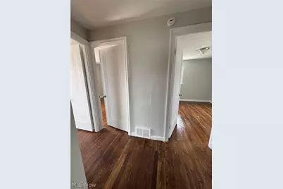 18603 Arrowhead Avenue, Loveland, OH 44119 - Photo 9