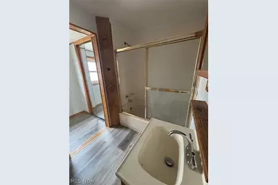 18603 Arrowhead Avenue, Loveland, OH 44119 - Photo 13
