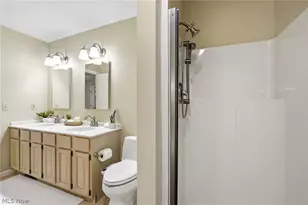 31825 Bayview Dr, Avon Lake, OH 44012 - Photo 27