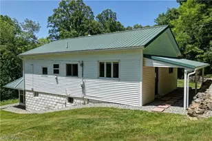 12413 Lick Run Rd, Newcomerstown, OH 43832 - Photo 29