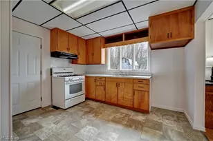 12413 Lick Run Rd, Newcomerstown, OH 43832 - Photo 5