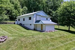 12413 Lick Run Rd, Newcomerstown, OH 43832 - Photo 3