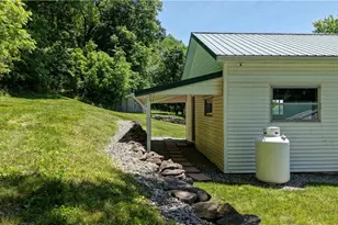 12413 Lick Run Rd, Newcomerstown, OH 43832 - Photo 33