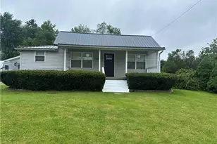 519 Main St, Hopewell, OH 43740 - Photo 1