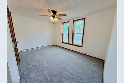 4254 Harrison Street, Bellaire, OH 43906 - Photo 7