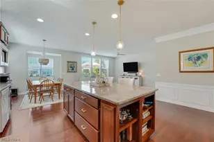 8024 Parkcroft Dr, Mentor, OH 44060 - Photo 9
