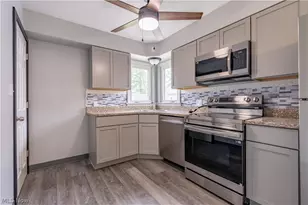 944 Donald Ave, Akron, OH 44306 - Photo 3