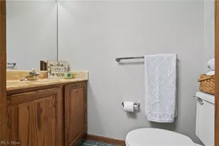 1904 Indian Hills Trail, Akron, OH 44313 - Photo 19