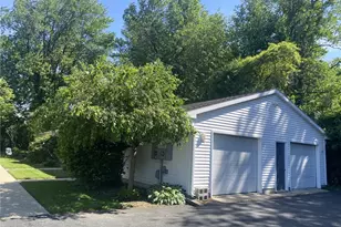 124 Tiffin Ave, Huron, OH 44839 - Photo 17