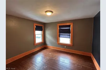 153 W Burns Avenue, Akron, OH 44310 - Photo 17