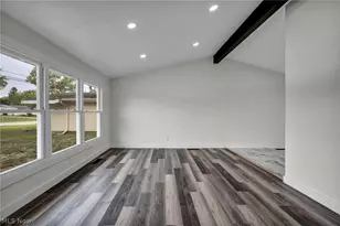 9151 Cranbrook Dr, Northfield Center, OH 44067 - Photo 9