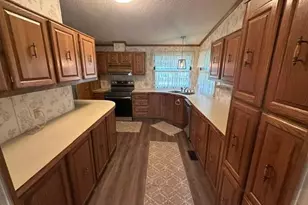 711 Brookside Dr, Wellington, OH 44090 - Photo 7