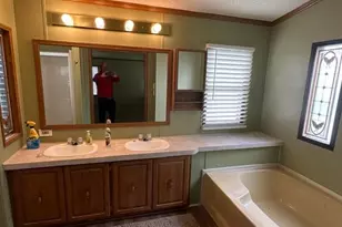 711 Brookside Dr, Wellington, OH 44090 - Photo 11