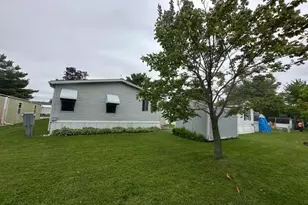 711 Brookside Dr, Wellington, OH 44090 - Photo 3