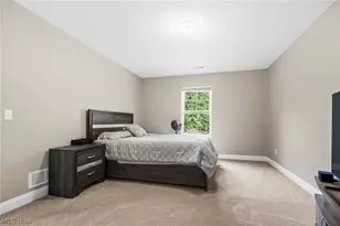 666 Treadway Blvd, Sheffield Lake, OH 44054 - Photo 21