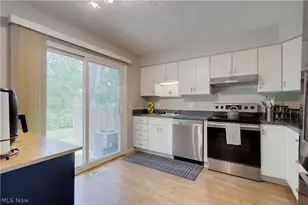 8225 Lancaster Dr, Mentor, OH 44060 - Photo 5