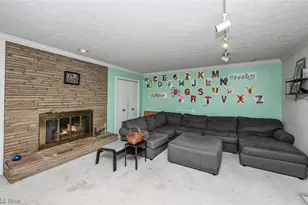 3379 S Smith Rd, Fairlawn, OH 44333 - Photo 3