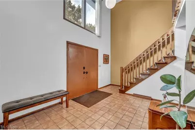 3379 S Smith Road, Fairlawn, OH 44333 - Photo 3