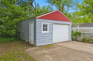 1381 Greenwood Ave, Akron, OH 44320 - Photo 27
