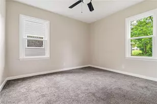 1381 Greenwood Ave, Akron, OH 44320 - Photo 17