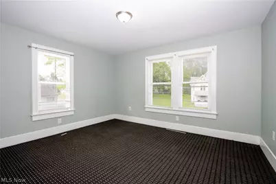 377 S Main Street, Mansfield, OH 44902 - Photo 9