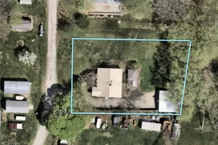 136 Sunset Dr, Kelleys Island, OH 43438 - Photo 5