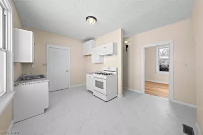 3325 W 98th Street, Loveland, OH 44102 - Photo 5