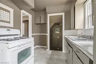 16117 Talford Ave, Loveland, OH 44128 - Photo 9