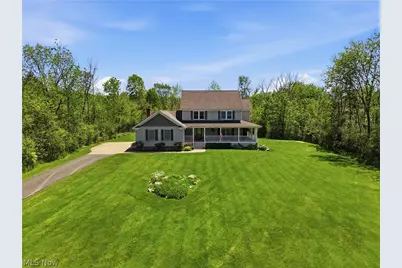 9475 Stafford Road, Chagrin Falls, OH 44023 - Photo 3